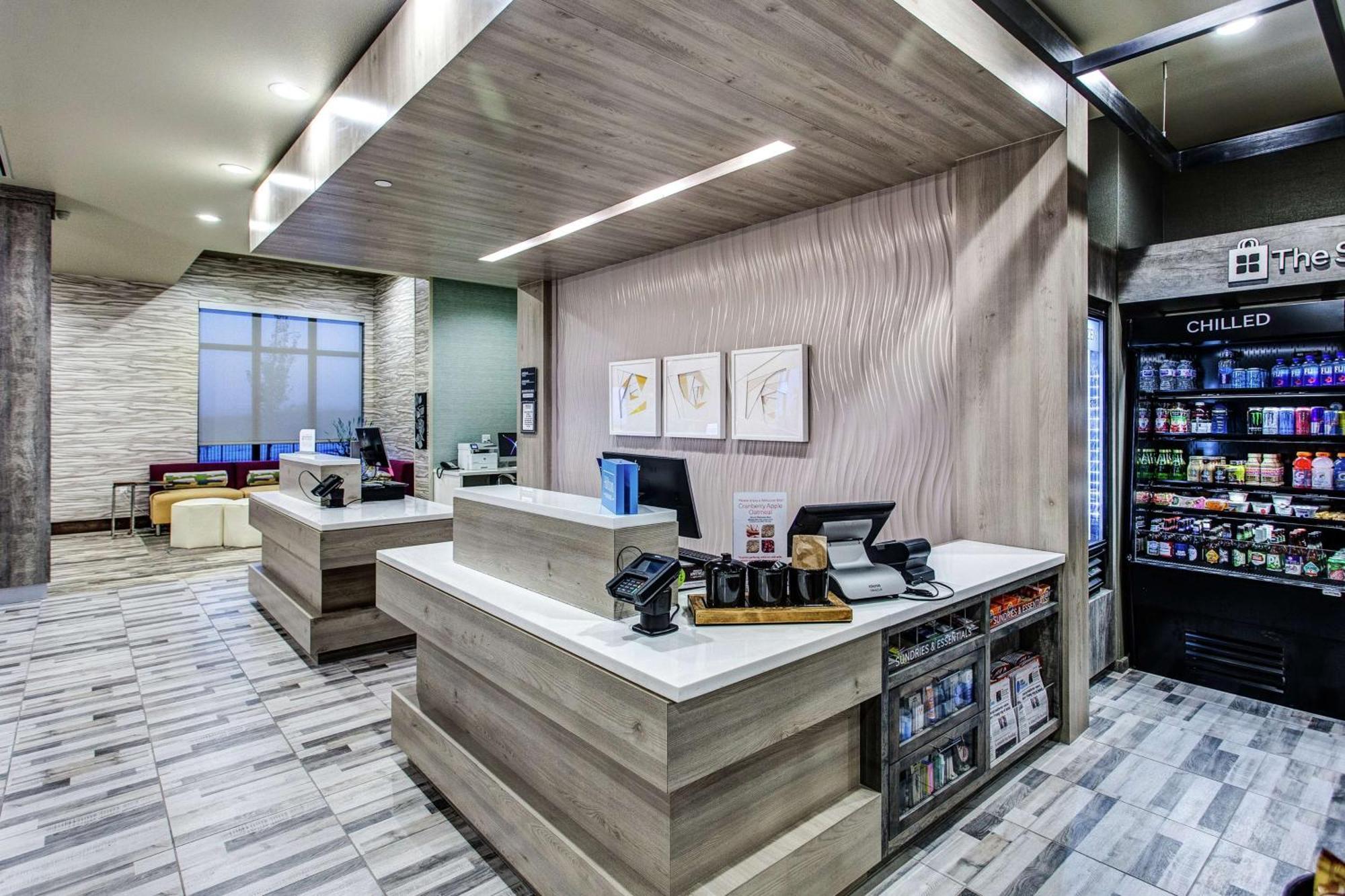 Hilton Garden Topeka
